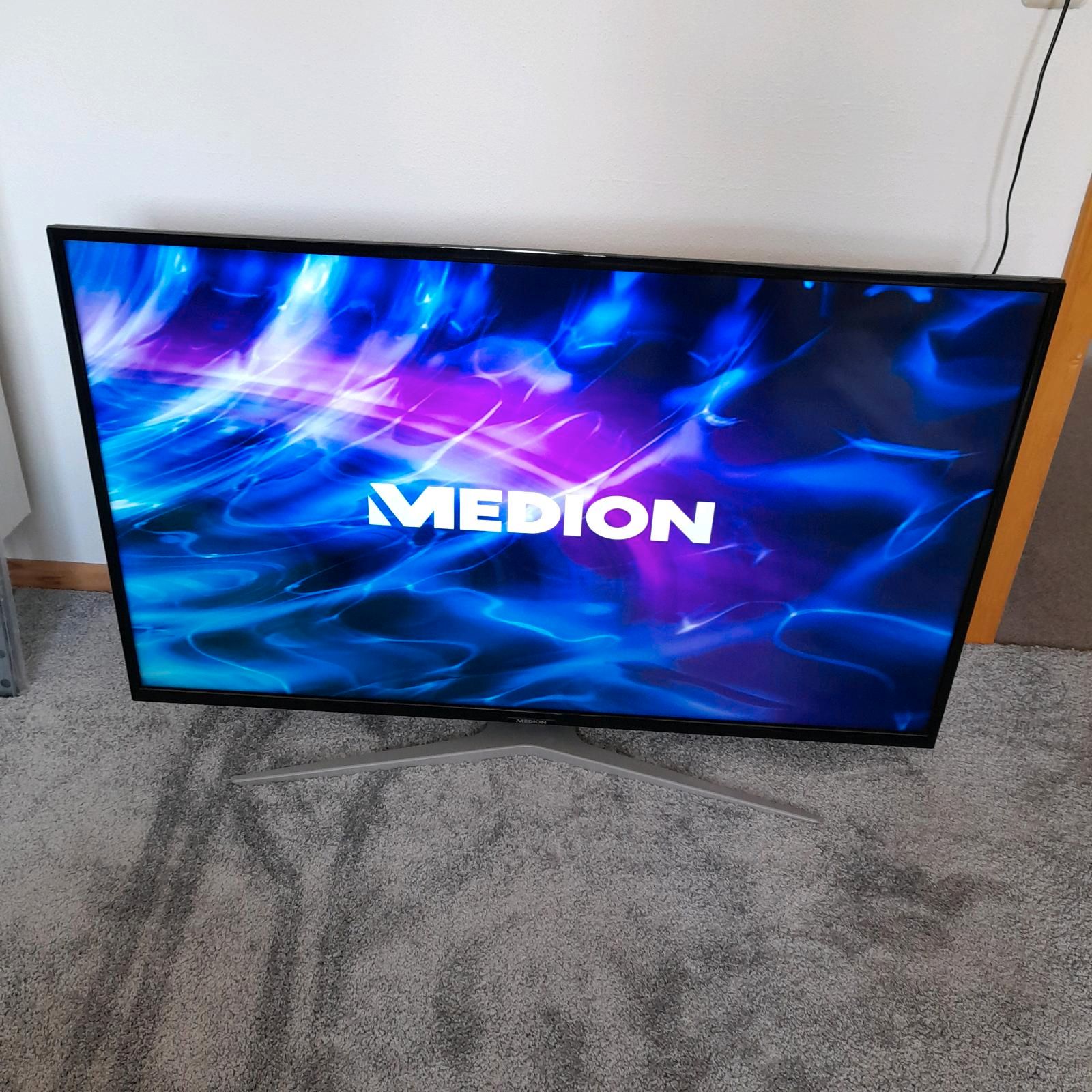 MEDION LIFE 127 cm (50 Zoll) Android Q-LED Ultra HD Smart-TV X15048 (MD30060) Test